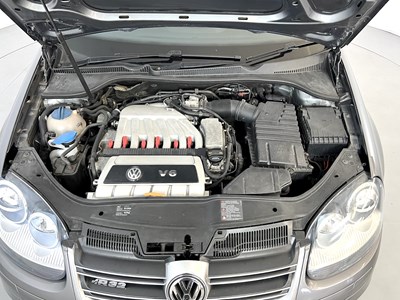 Lot 36 - 2006 Volkswagen Golf R32