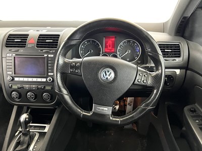 Lot 36 - 2006 Volkswagen Golf R32