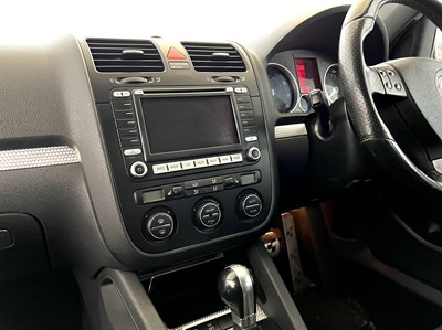 Lot 36 - 2006 Volkswagen Golf R32