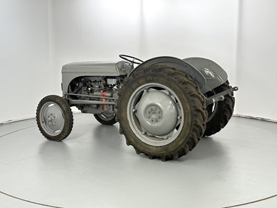 Lot 5 - 1951 Ferguson TE20