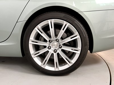 Lot 21 - 2010 Aston Martin Rapide