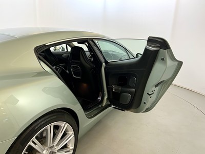 Lot 21 - 2010 Aston Martin Rapide