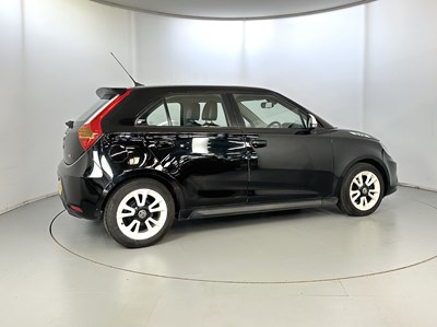 Lot 67 - 2014 MG 3