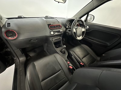Lot 67 - 2014 MG 3