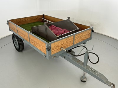 Lot 176 - 1954 Ferguson TE20 & Trailer