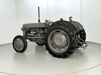 Lot 176 - 1954 Ferguson TE20 & Trailer