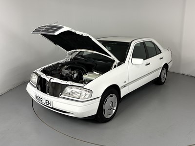 Lot 147 - 1996 Mercedes-Benz C220
