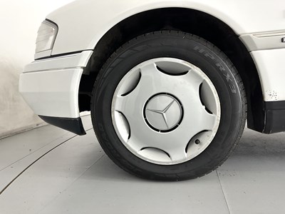Lot 147 - 1996 Mercedes-Benz C220