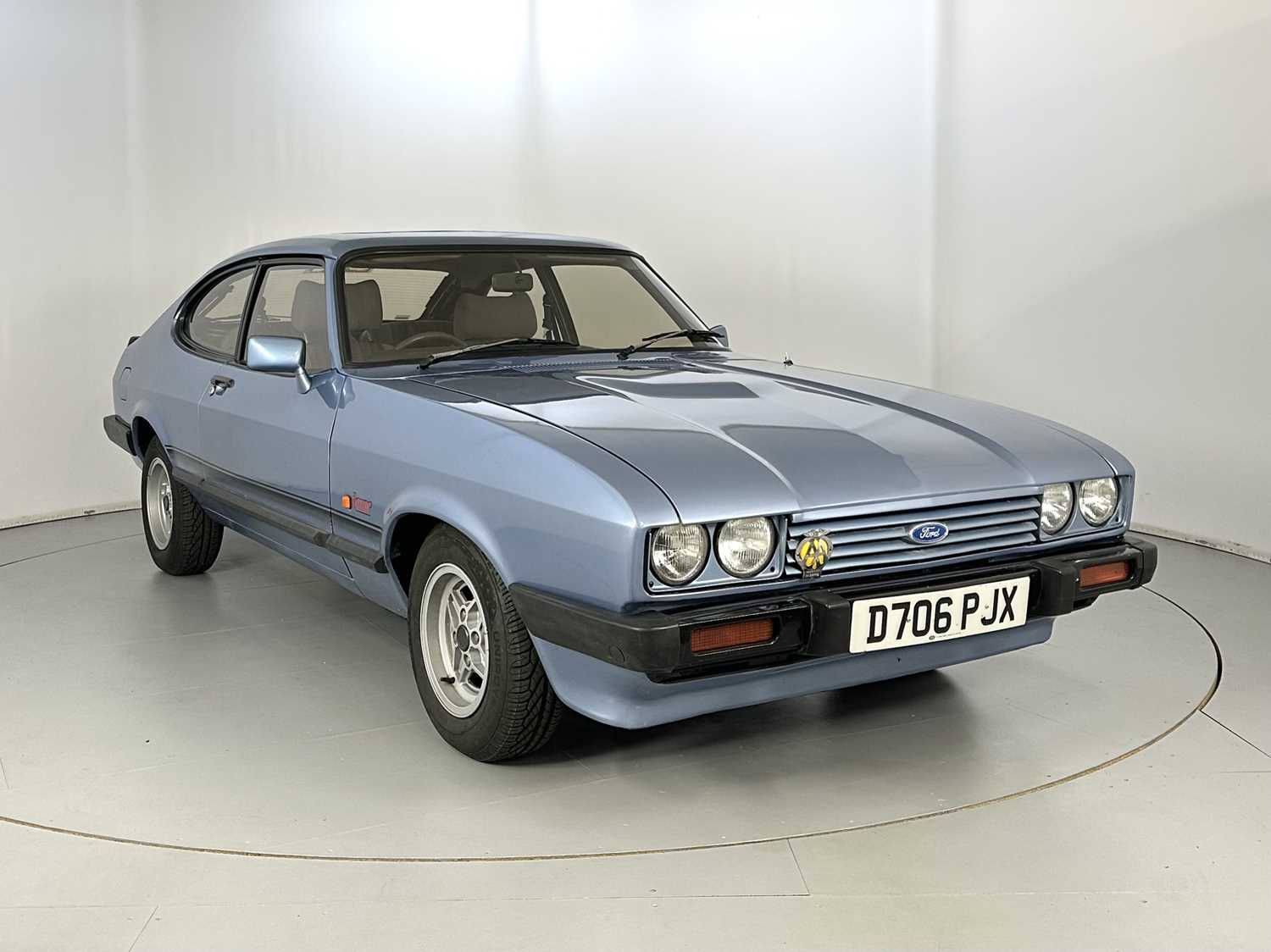Lot 60 - 1986 Ford Capri Laser