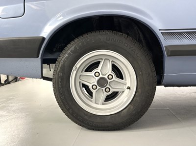 Lot 60 - 1986 Ford Capri Laser