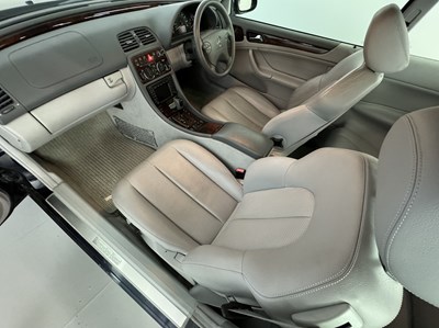 Lot 160 - 2001 Mercedes CLK320