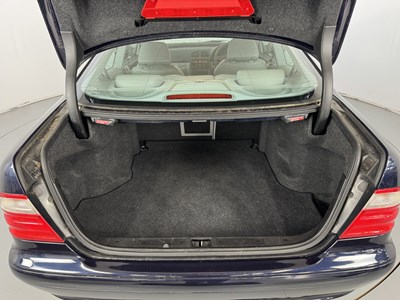Lot 160 - 2001 Mercedes CLK320