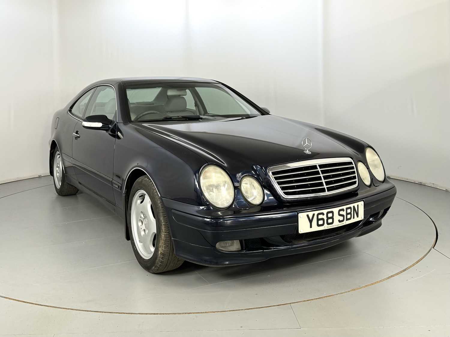 Lot 160 - 2001 Mercedes CLK320