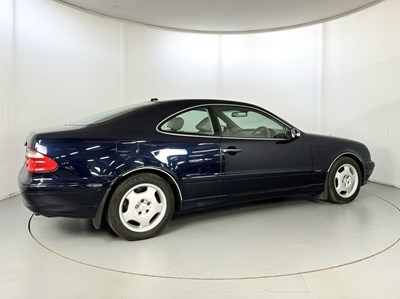 Lot 160 - 2001 Mercedes CLK320
