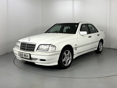 Lot 86 - 1998 Mercedes-Benz C200
