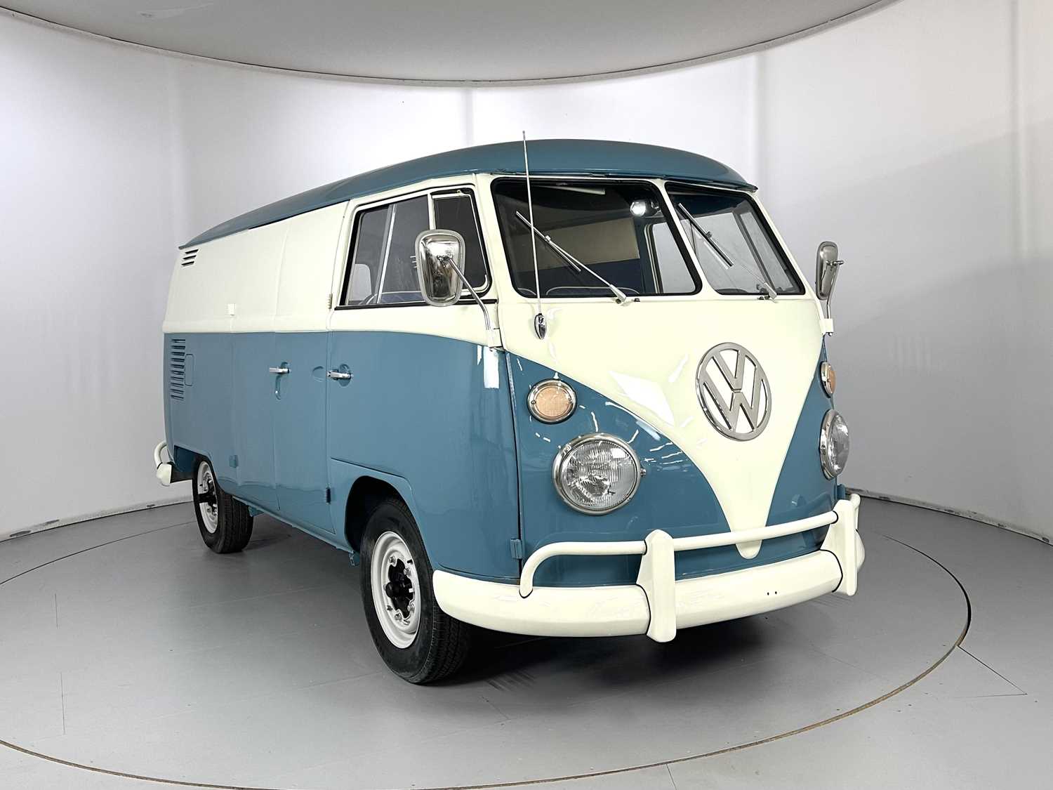 Lot 27 - 1966 Volkswagen T1