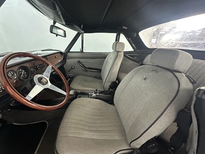 Lot 65 - 1978 Fiat 124 Sport Spider