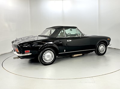 Lot 65 - 1978 Fiat 124 Sport Spider