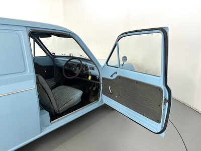 Lot 63 - 1966 Bedford HA