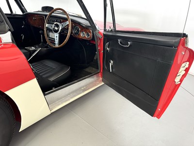 Lot 53 - 1964 Austin Healey 3000