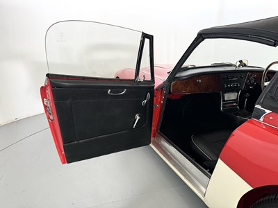 Lot 53 - 1964 Austin Healey 3000