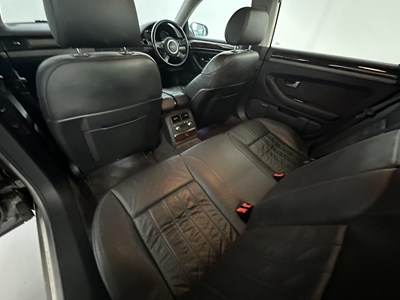 Lot 133 - 2004 Audi A8