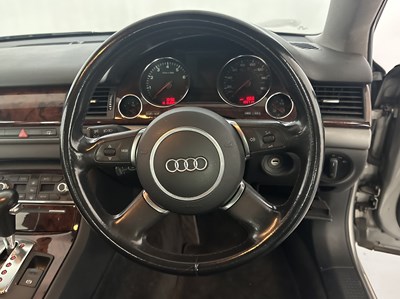 Lot 133 - 2004 Audi A8