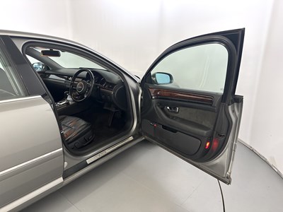 Lot 133 - 2004 Audi A8
