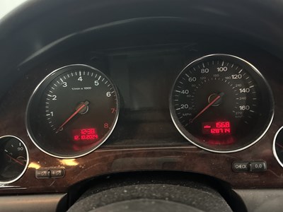 Lot 133 - 2004 Audi A8