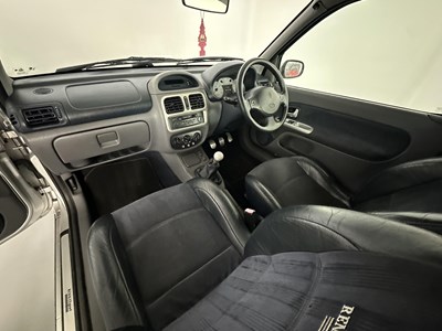 Lot 125 - 2000 Renault Clio 172