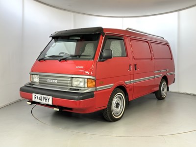 Lot 74 - 1997 Mazda E2000