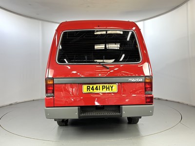 Lot 74 - 1997 Mazda E2000