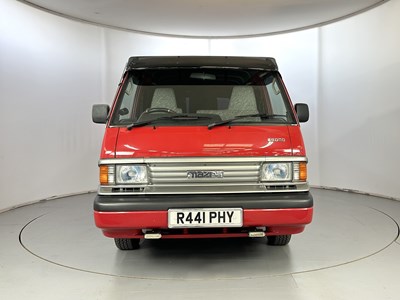 Lot 74 - 1997 Mazda E2000