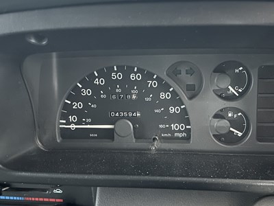 Lot 74 - 1997 Mazda E2000