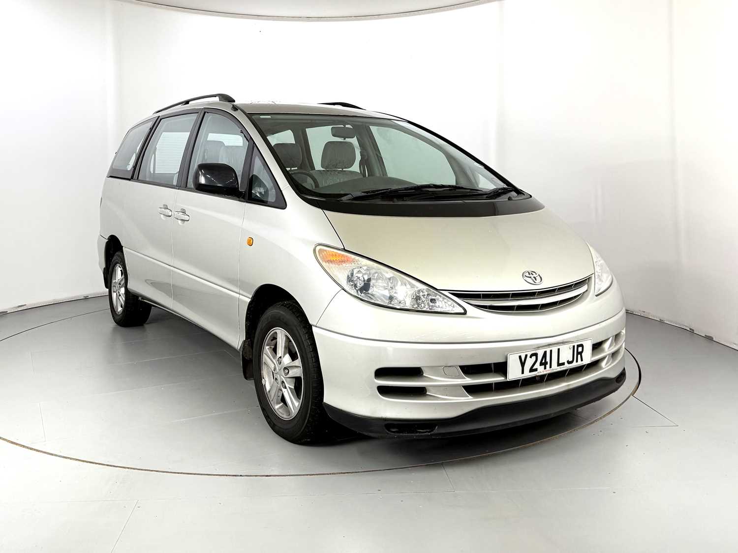 Lot 53 - 2001 Toyota Previa
