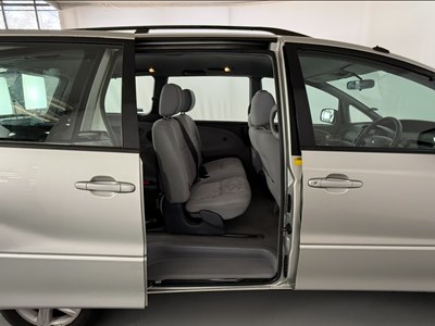 Lot 53 - 2001 Toyota Previa