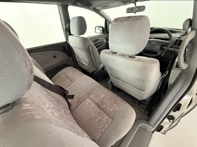 Lot 53 - 2001 Toyota Previa