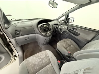 Lot 53 - 2001 Toyota Previa