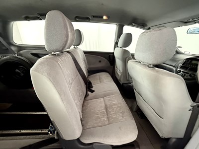 Lot 53 - 2001 Toyota Previa