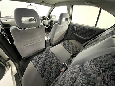 Lot 37 - 1997 Nissan Primera SRI