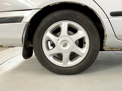 Lot 37 - 1997 Nissan Primera SRI