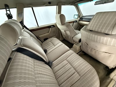 Lot 108 - 1990 Mercedes-Benz 300TE