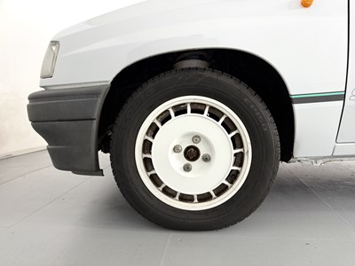 Lot 52 - 1991 Vauxhall Nova