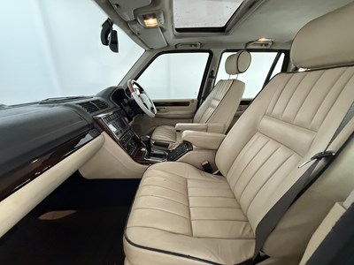 Lot 61 - 2001 Land Rover Range Rover 4.6