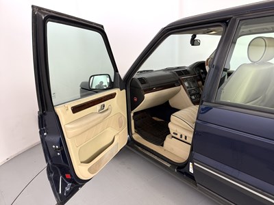 Lot 61 - 2001 Land Rover Range Rover 4.6
