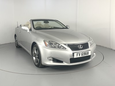 Lot 44 - 2010 Lexus IS250C