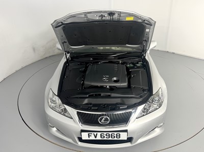 Lot 44 - 2010 Lexus IS250C