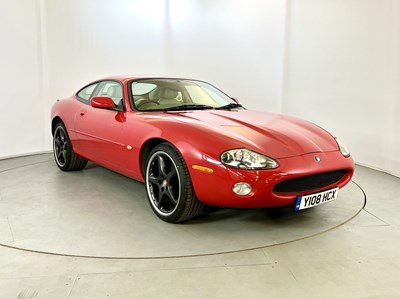 Lot 45 - 2001 Jaguar XK8
