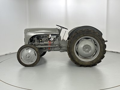 Lot 21 - 1951 Ferguson TE20