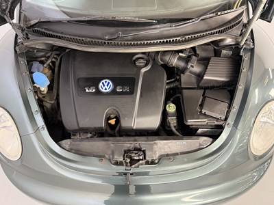 Lot 25 - 2003 Volkswagen Beetle